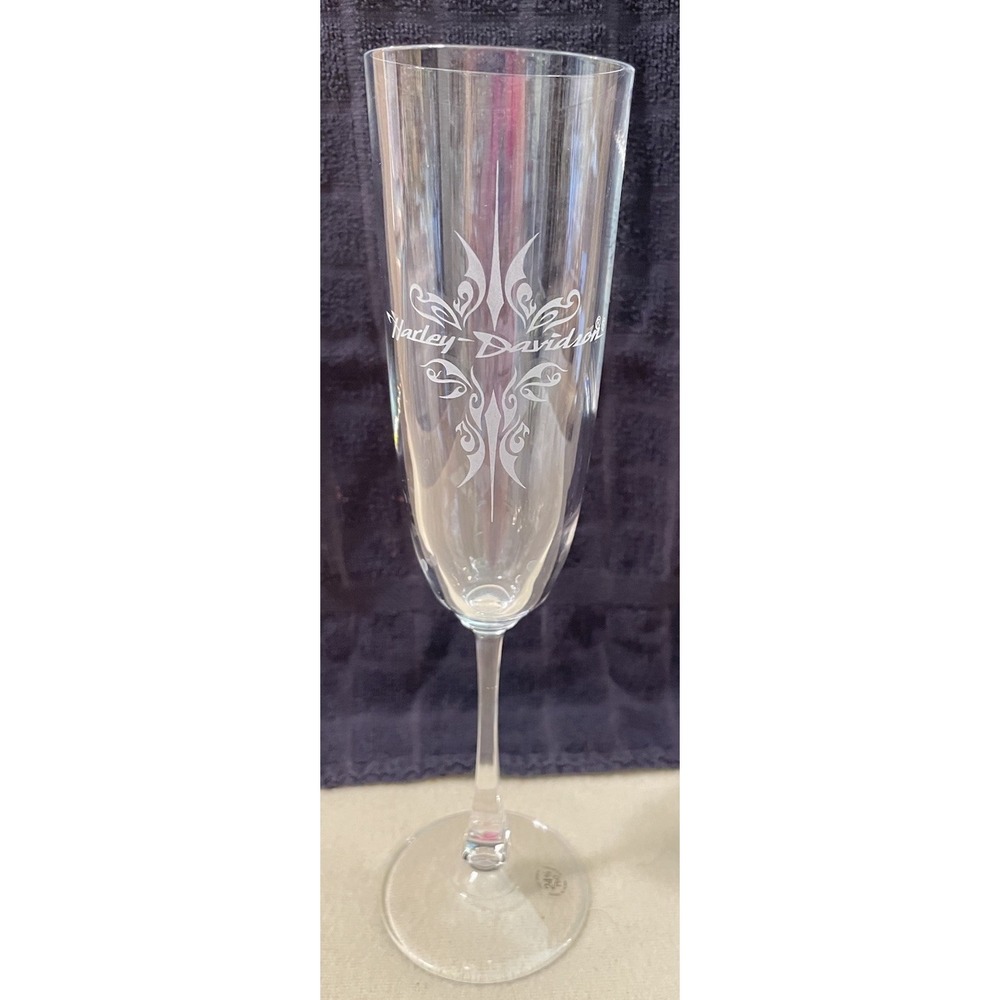 HARLEY DAVIDSON CHAMPAGNE FLUTE Blown & Etched Lead Crystal, 9 1/2", 8 Oz